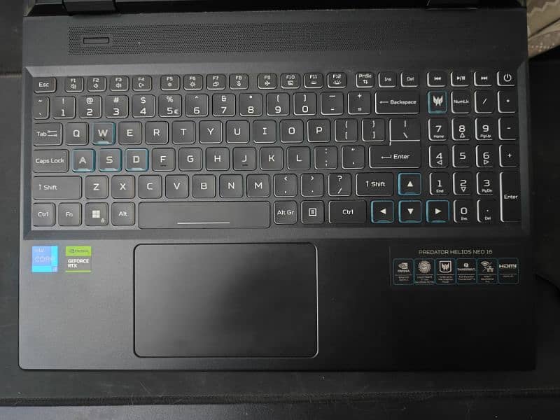 Acer Predator Helios Neo 16 11