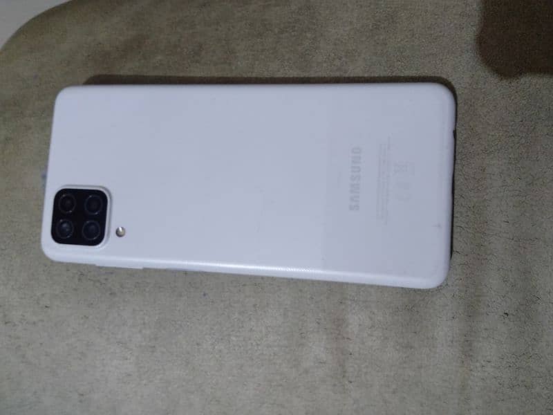 Samsung a12 4 64gb 0