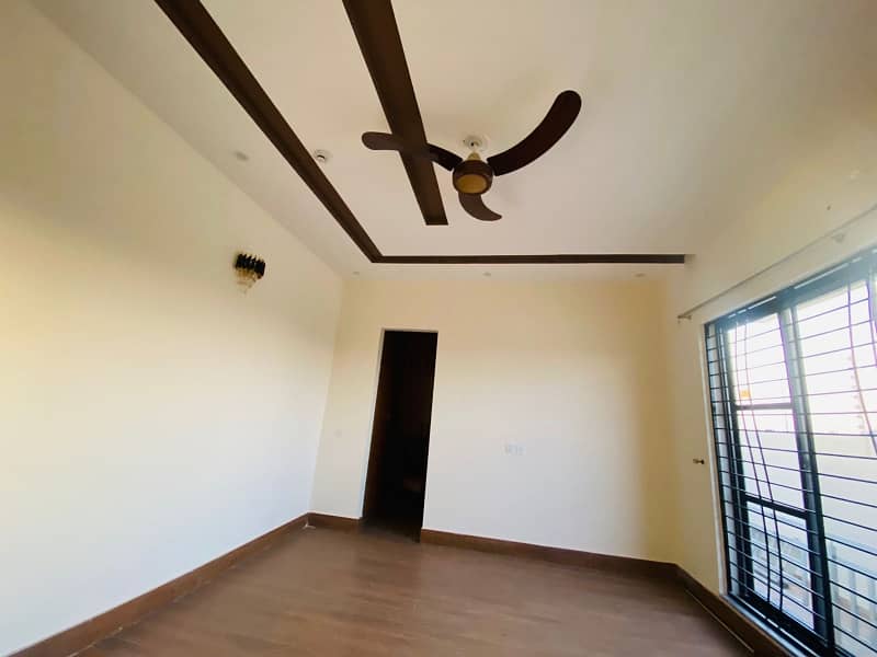 1kanal Well mantained owner Build like New House Available for rent in Dha phase 8 Park view Direct approach to ring road and Allama iqbal Air port 9