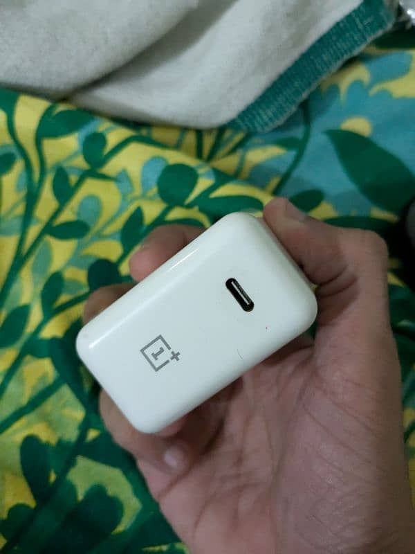 OnePlus power adapter 65walt 1