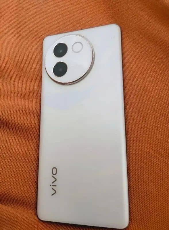 Vivo v30e 10 by 10 condition 256GB 0