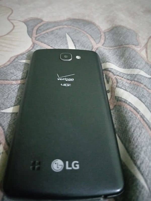 LG mobile set on hain chalta hain 1