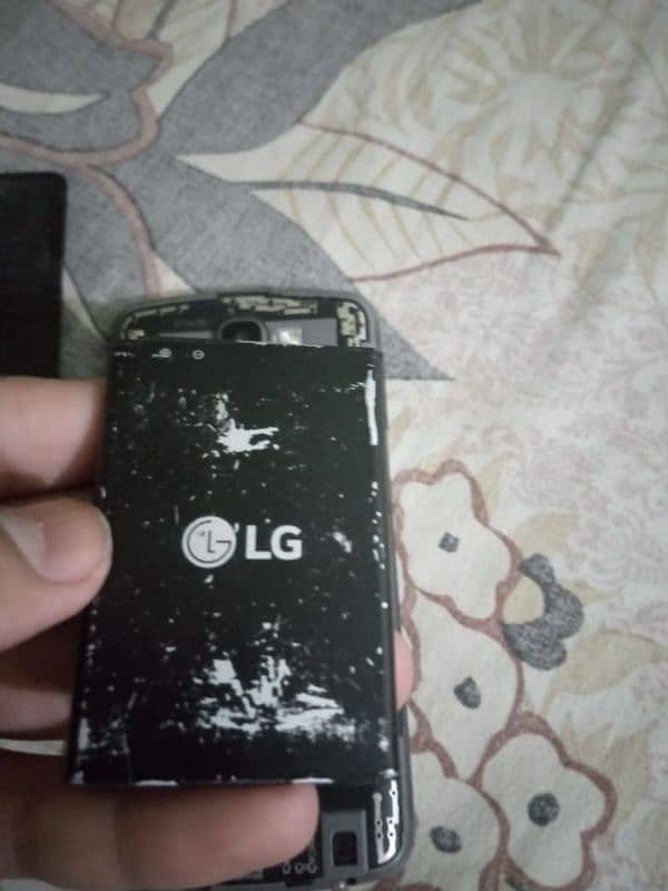 LG mobile set on hain chalta hain 4