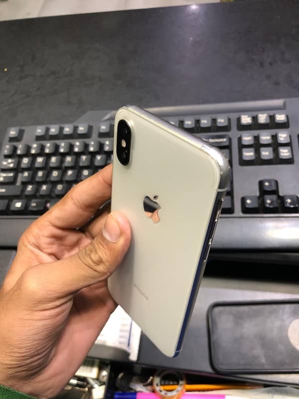 IPhone X 64 GB PTA Approved 0