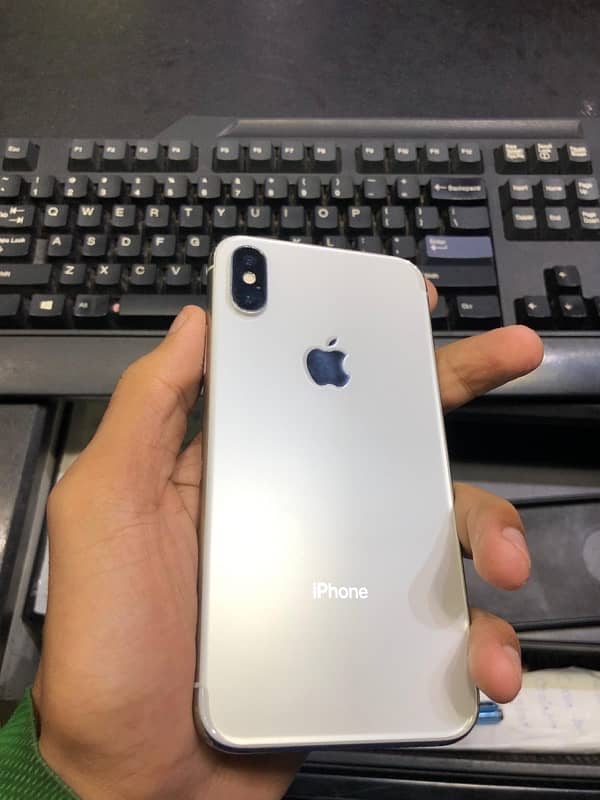 IPhone X 64 GB PTA Approved 6