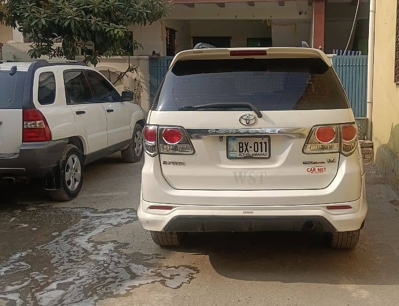 Toyota Fortuner 2014 1