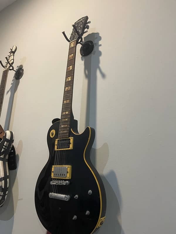 Electric Guitar Magna Les paul copy 1