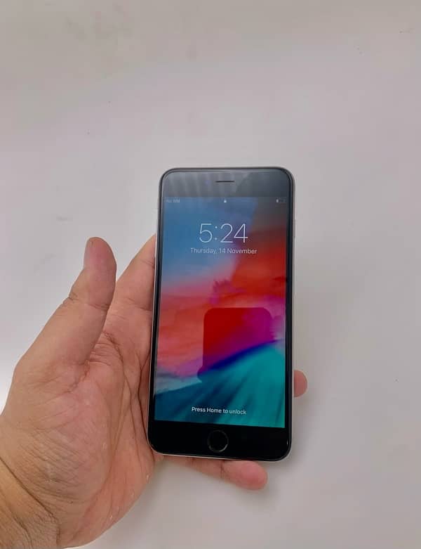 iphone 6 plus 128Gb pta approved 5