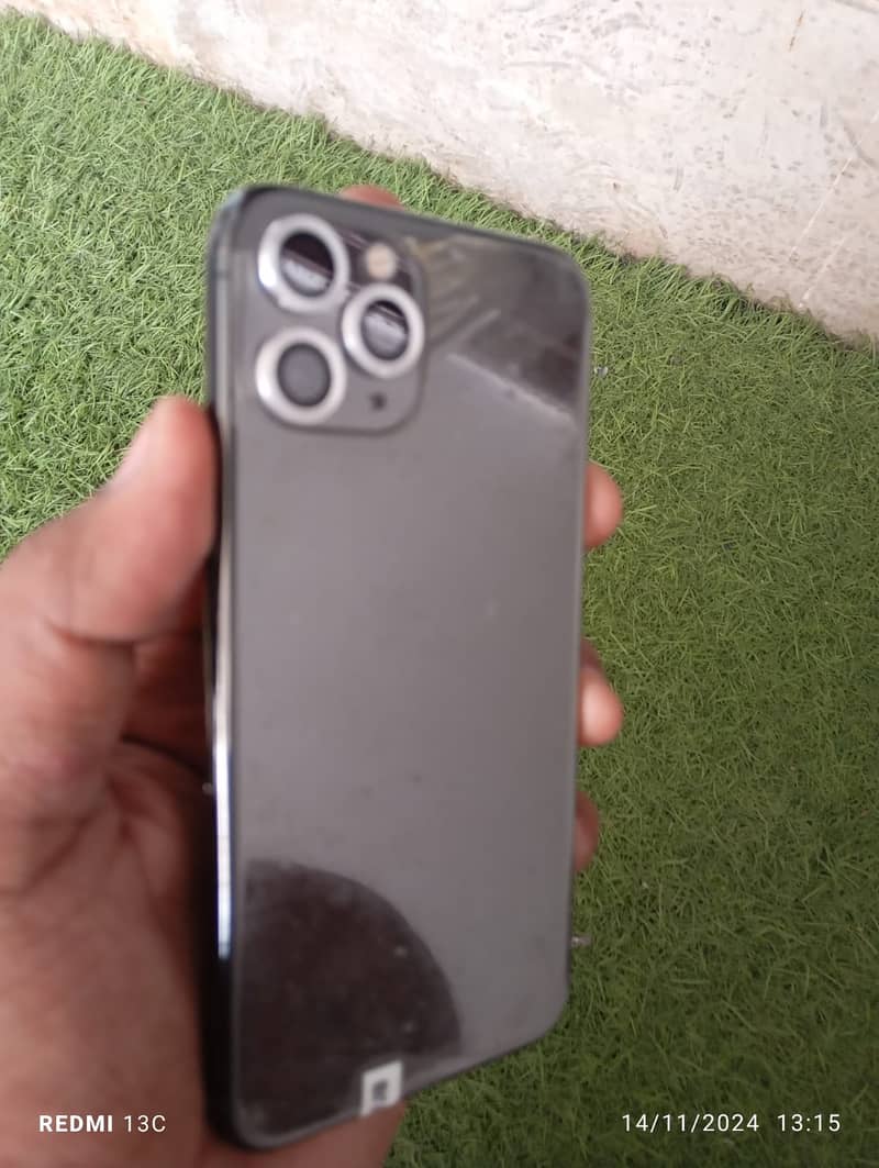 iPhone 11 Pro 256Gb pta approved 7