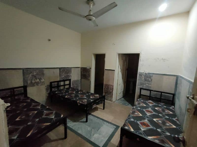 Al Johar Boys Hostel near Doctor Hospital, G1 Market 11