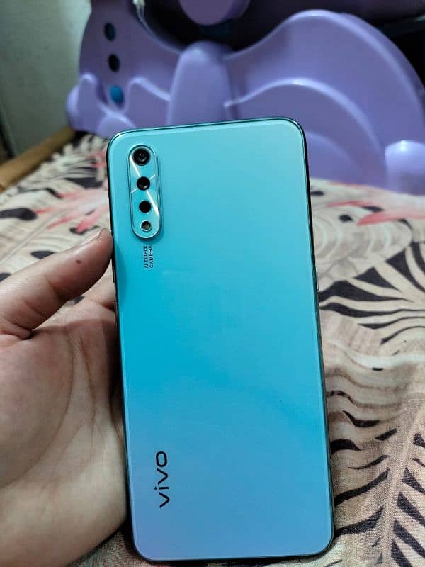 Vivo S1 8