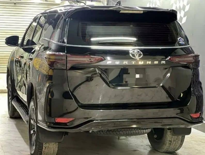 Toyota Fortuner V 2.7 2017 6