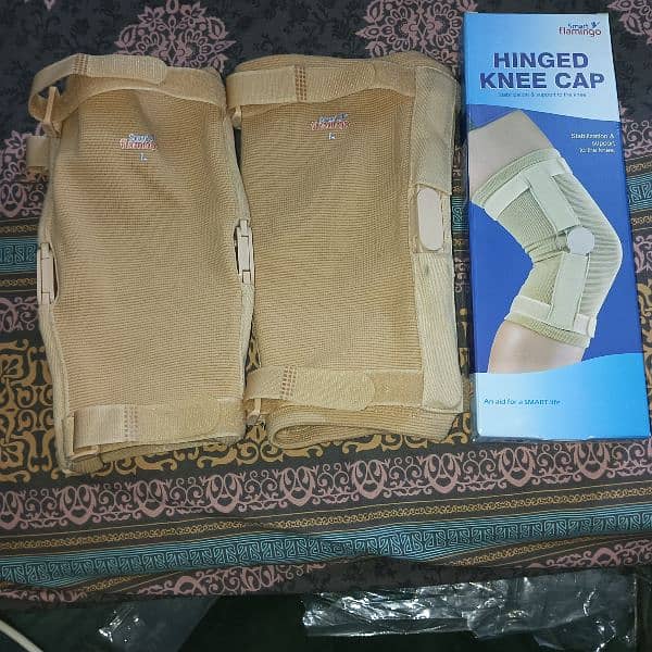 Hinged knee supporters 0