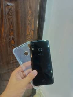 Infinix Hot 8 LITE