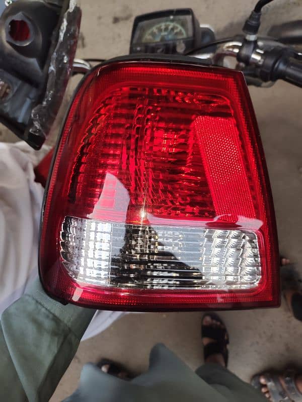 Suzuki margalla ki back cristal lights 2