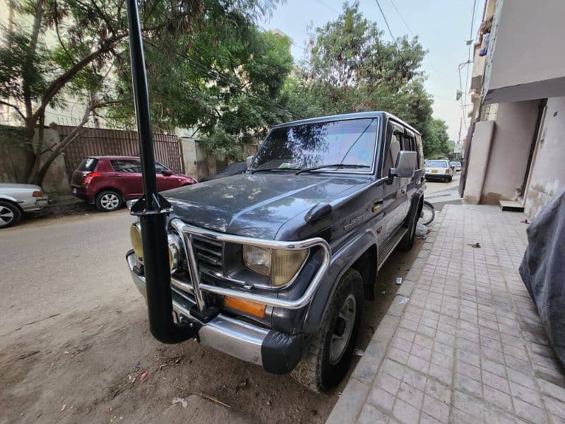 Toyota Land Cruiser Prado 1991 2