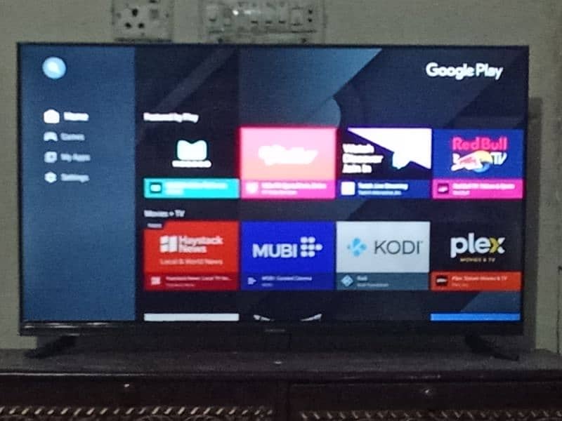 Samsung 43 Inch Borderless Google TV 0