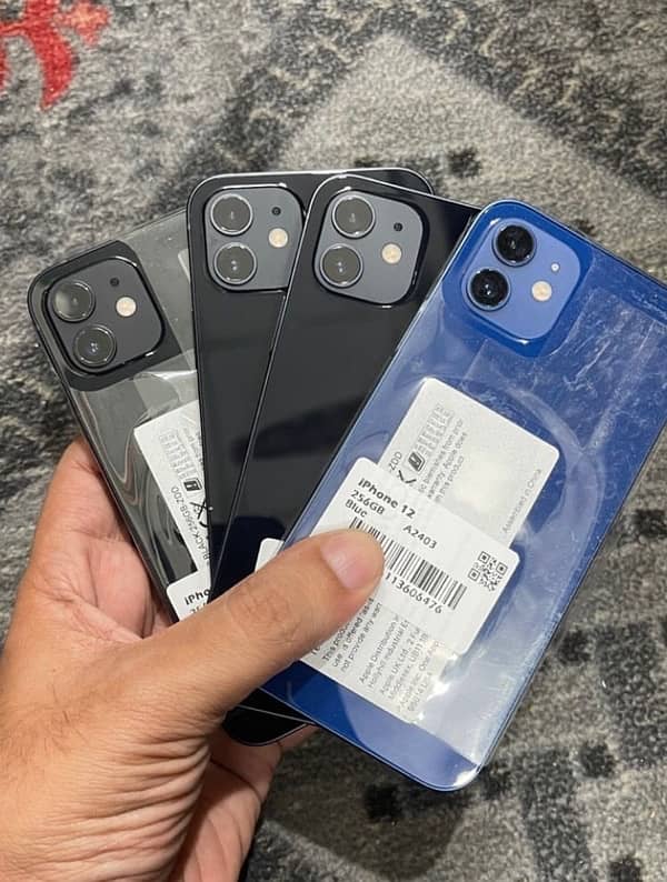 iphone 12 256Gb Pta approved 3