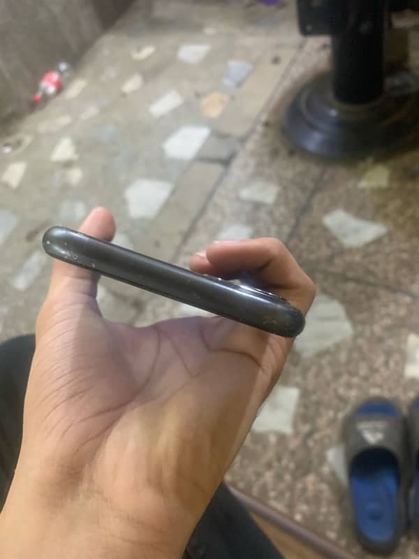 IPhone 11 64GB 3