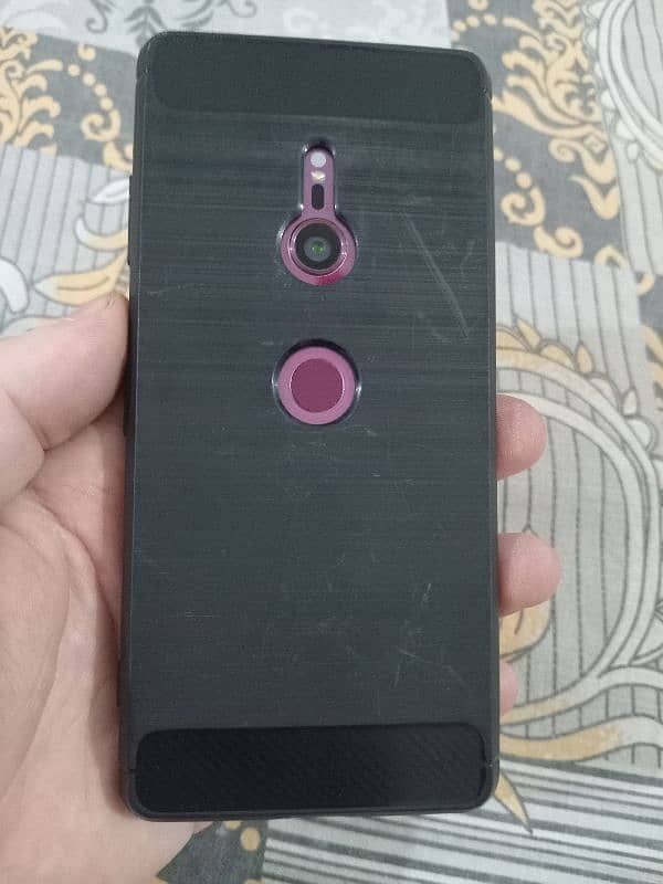 Xperia XZ3 4/64 Mint Condition PTA aprroved 4