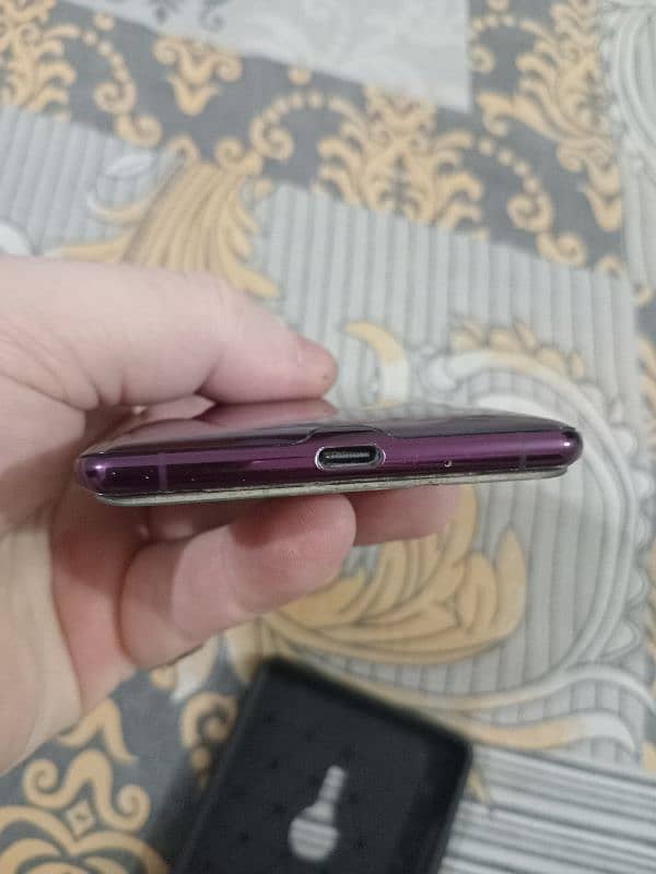 Xperia XZ3 4/64 Mint Condition PTA aprroved 9