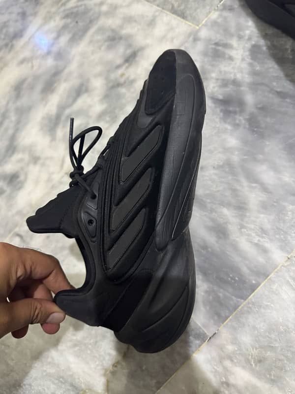 Adidas Black 1