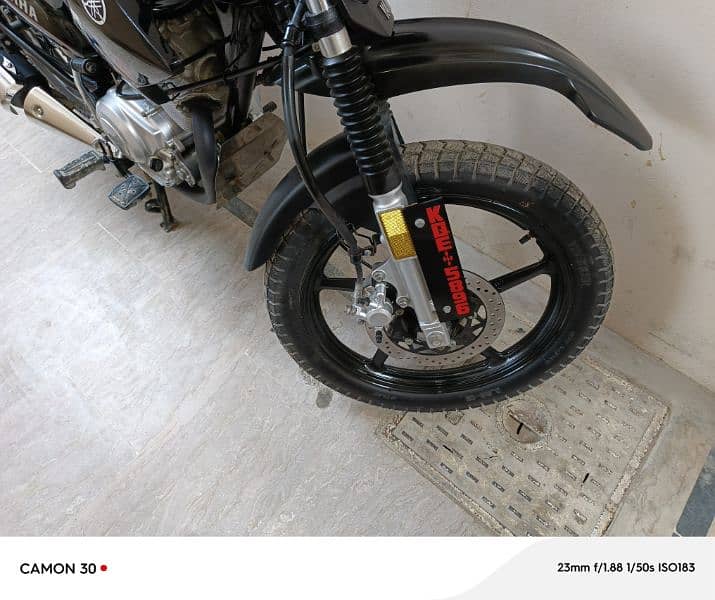 YAMAHA YBR125 G 1