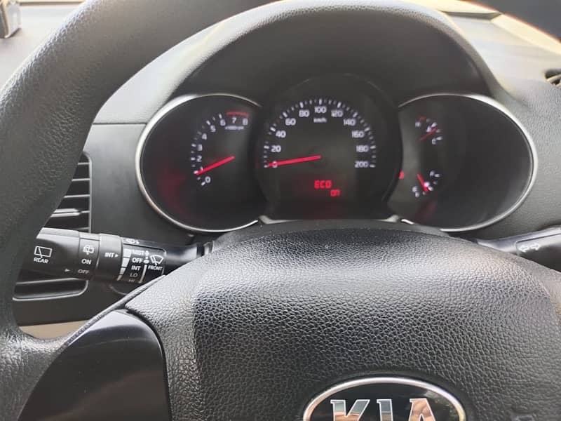 KIA Picanto 2022 13