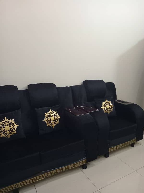 6 seater sofa set in velvet 2