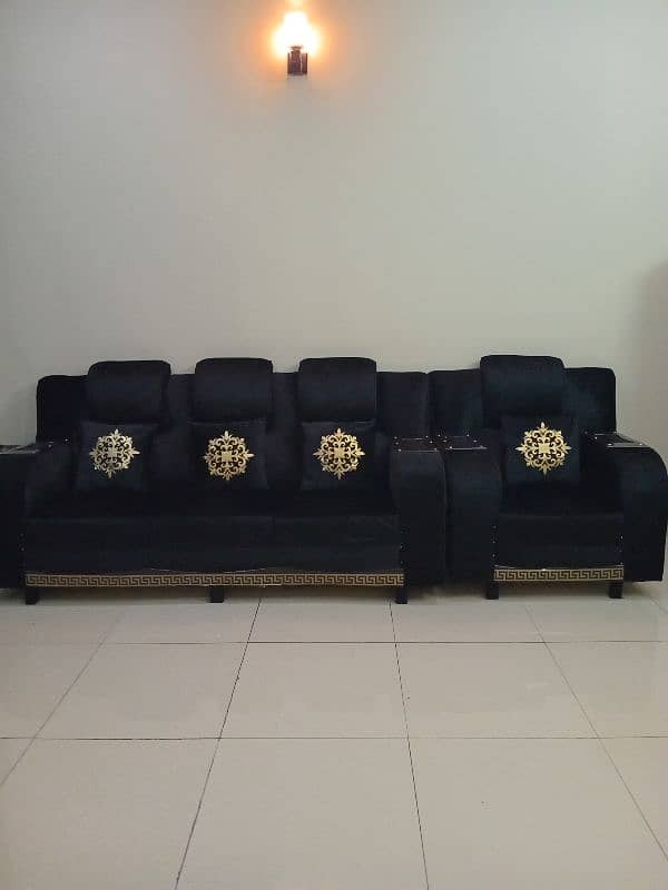 6 seater sofa set in velvet 3