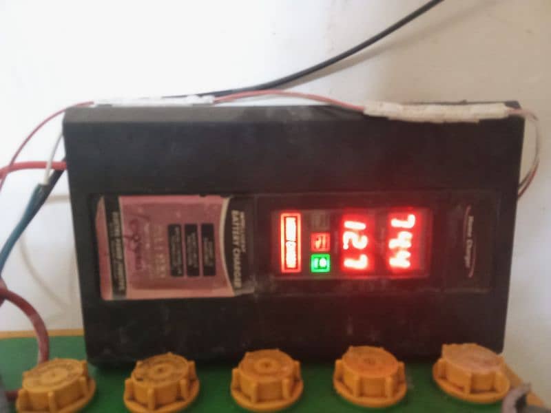 battery or charger urgent sell 2