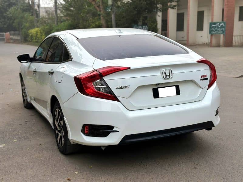 Urgent! Honda Civic Turbo 2017 7