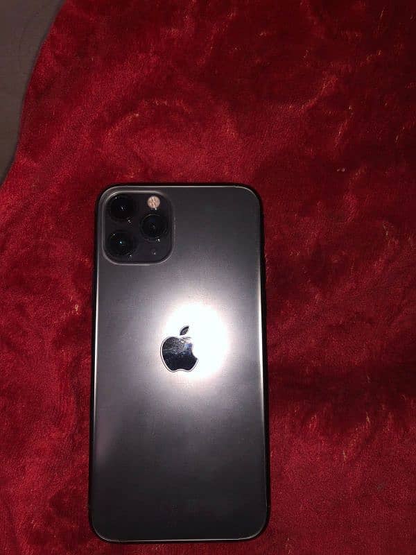 Urgent Sale iPhone 11 pro max black colour 64GB 1 lac 10 thousand 0