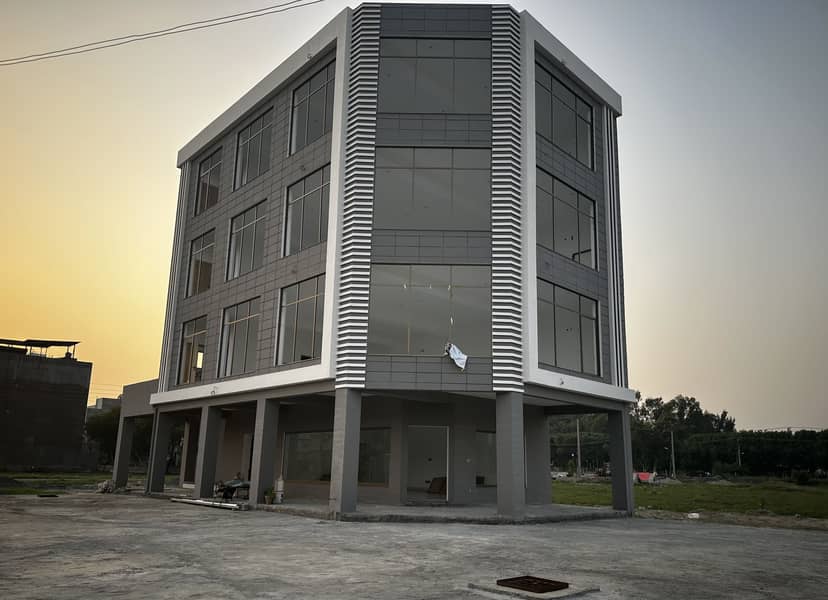 Commercial Corner Building For Rent near UCP 2