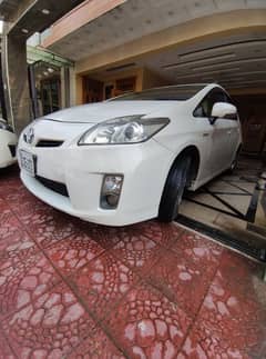 Toyota Prius 2010 brand new total genuine