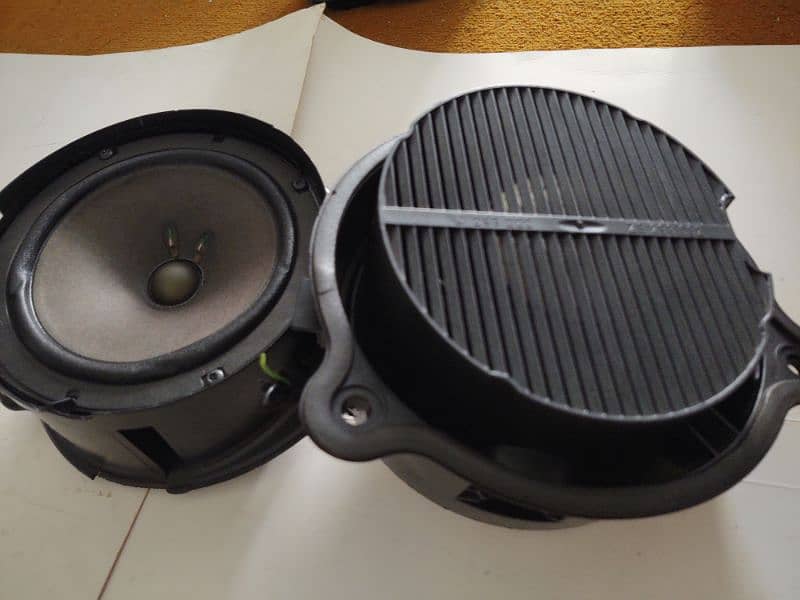 original imported branded Geniune American Bose Mercedes Door speakers 7