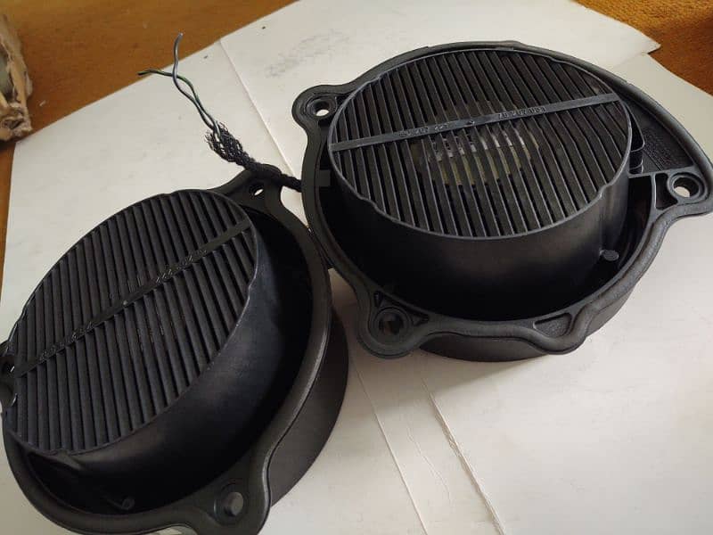 original imported branded Geniune American Bose Mercedes Door speakers 10