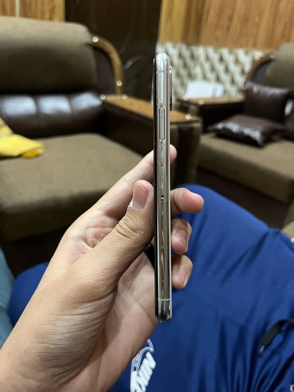 iPhone XS 64 gb pta approved 0