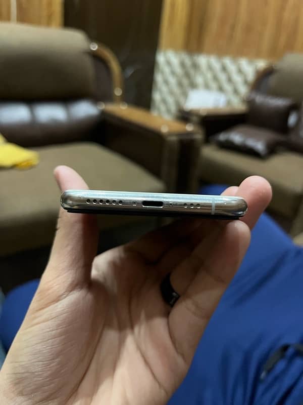 iPhone XS 64 gb pta approved 1