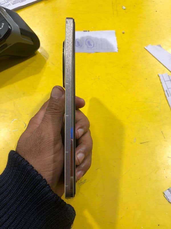 Urgent sale realme 12 plus 5g with Full Box 5