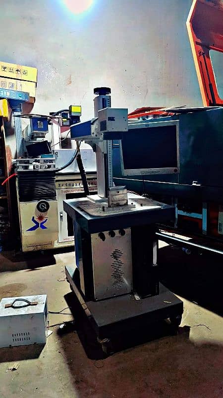 fiber laser marking machine 1