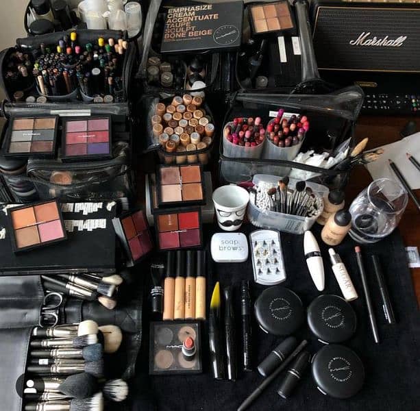 professional Makeup kit for sale 2