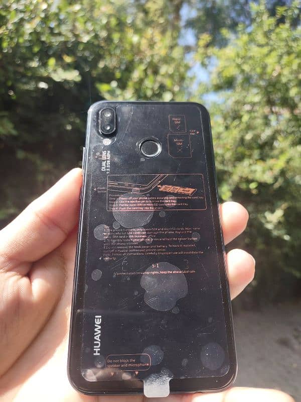 Huawei p20 lite condition 10/10  4gb ram 128gb storage hy 1