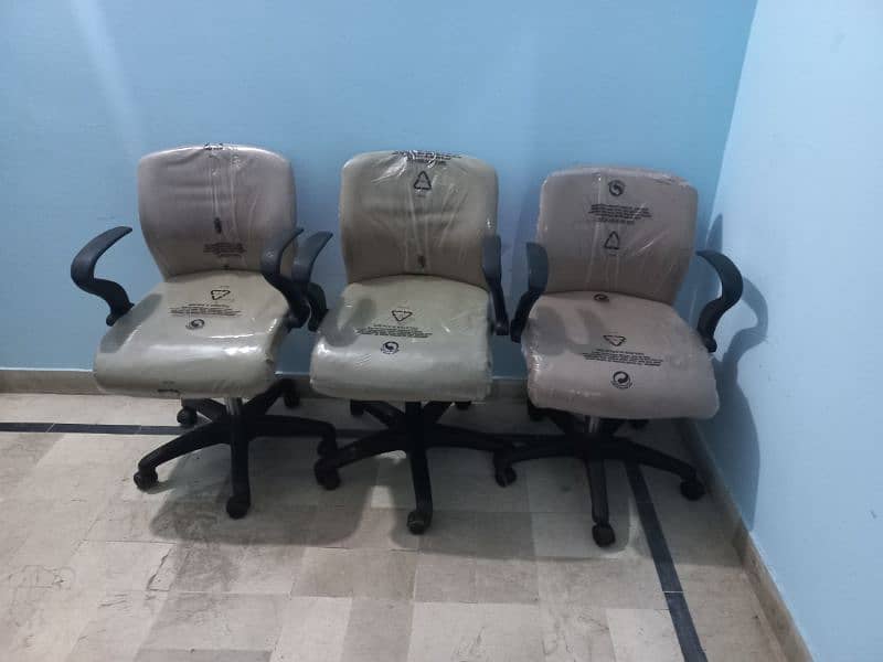 Slightly Use Offisys Master Branded chairs Available 8