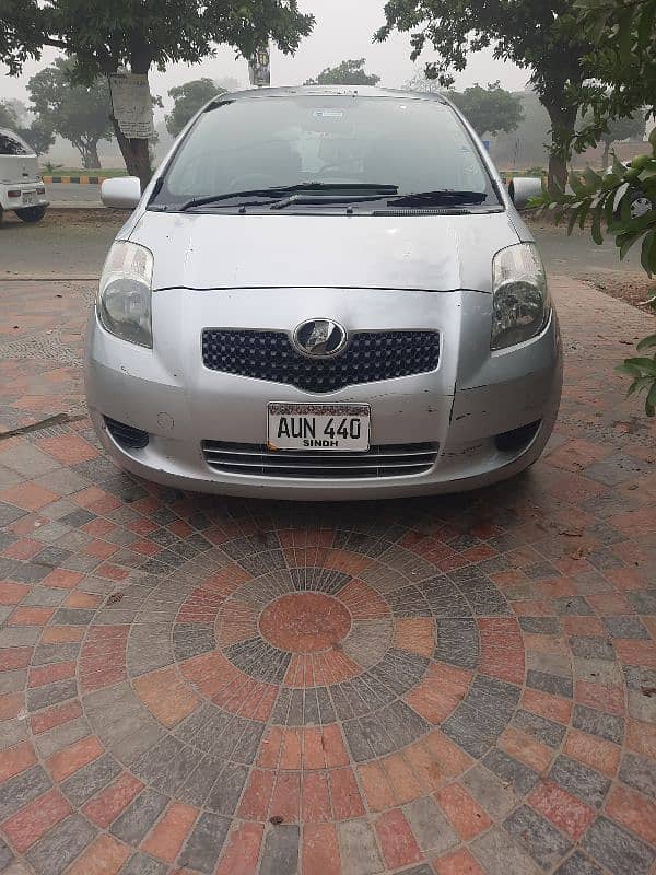 Toyota Vitz 2005/10 4