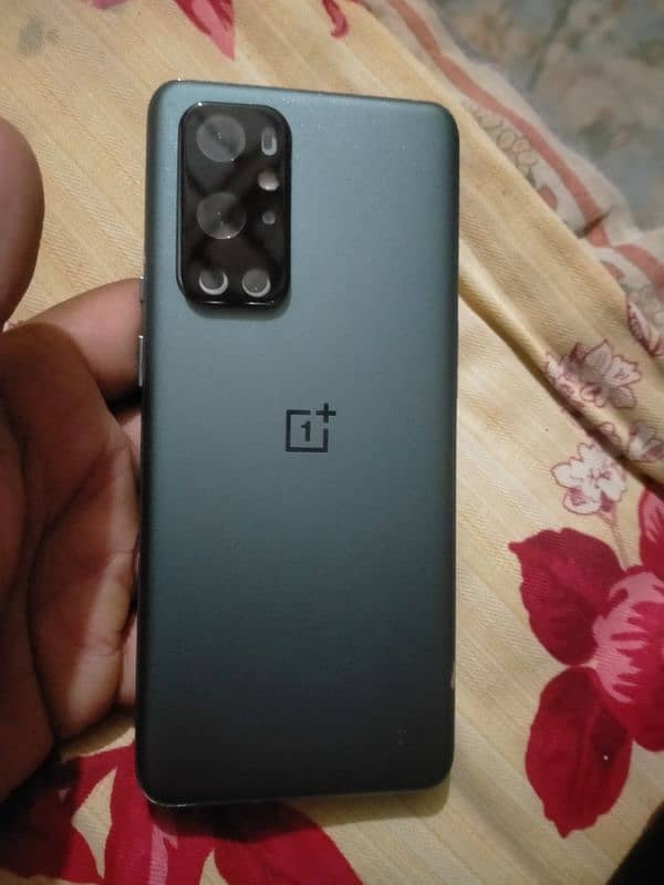 oneplus 9 pro 1