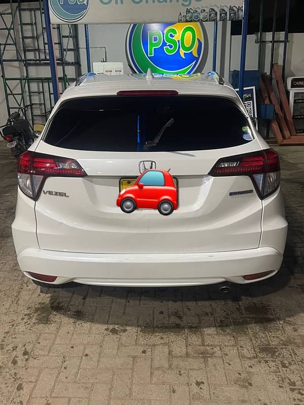 Honda Vezel 2015 1