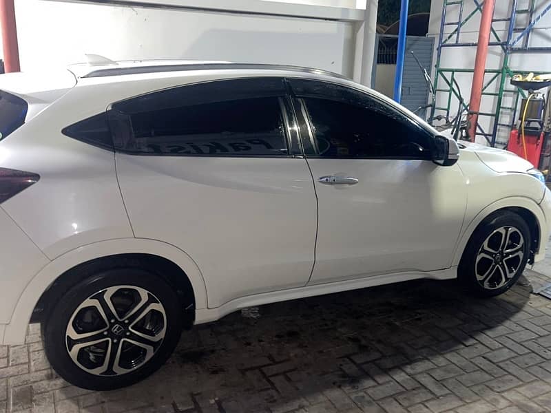 Honda Vezel 2015 2