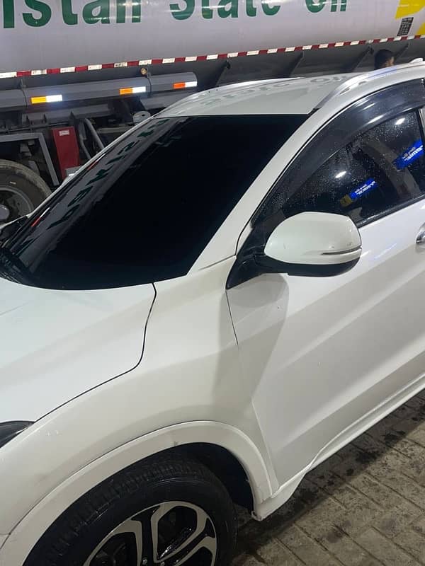 Honda Vezel 2015 3