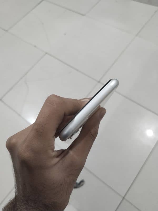 iphone 11 fu 64gb bh89 5